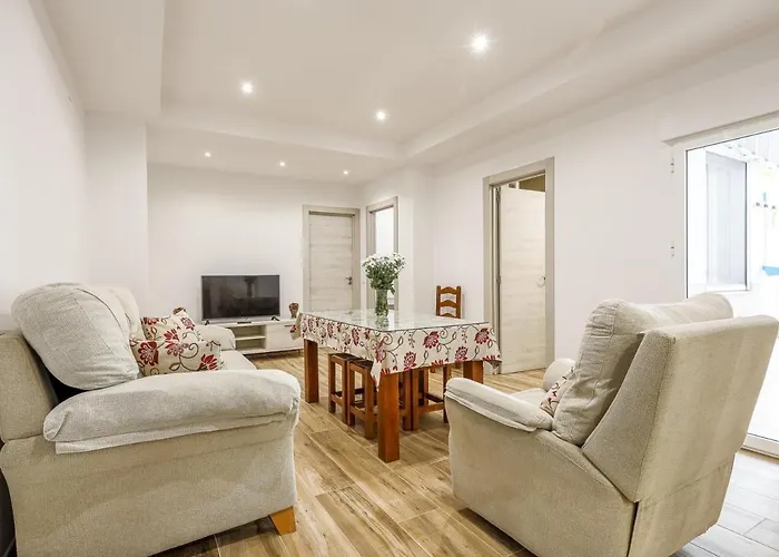 Caleta De 3 Apartament