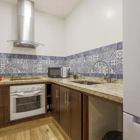 Caleta De 3 Apartament *